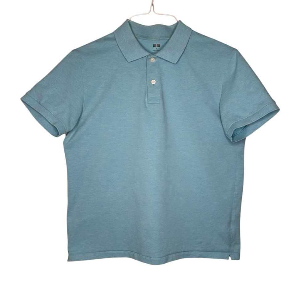 Uniqlo Men’s Light Blue Polo Shirt Medium